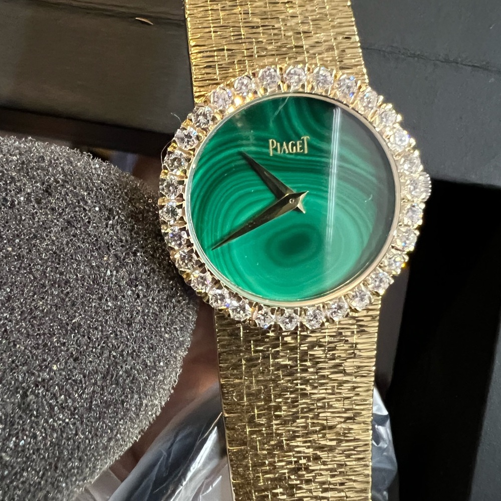 Rare Vintage Piaget Green Dial Ladies Diamond Watch